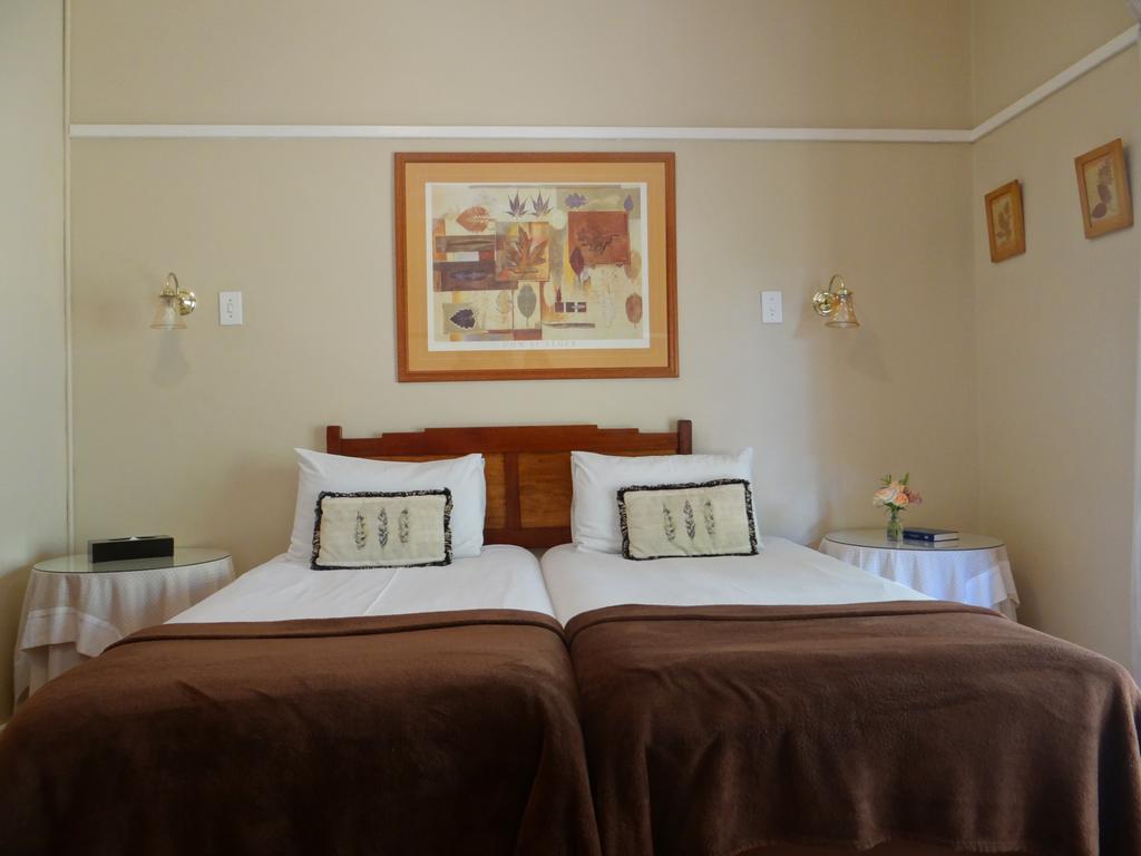 アグタープラス B&B ゲストハウス ヨハネスブルグ エクステリア 写真