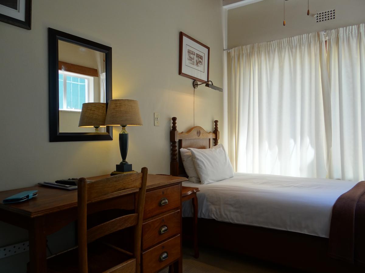 アグタープラス B&B ゲストハウス ヨハネスブルグ エクステリア 写真